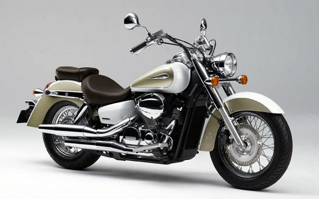 ホンダ、大型クルーザー シャドウ750 のカラーリングを変更