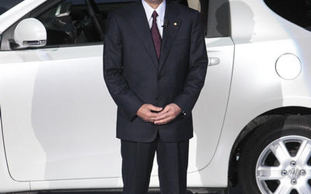 トヨタ、通期純利益68％減の5500億円に下方修正