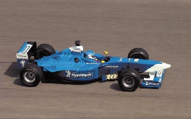 【今日のプレゼント】ミシュランが「求む、F1ドライバー5名」の驚愕キャンペーン