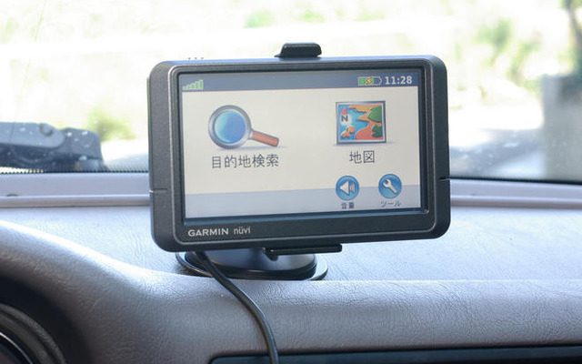 【GARMIN nuvi205Wインプレ その１】ワイド画面採用、ナビ機能強化の最新モデル