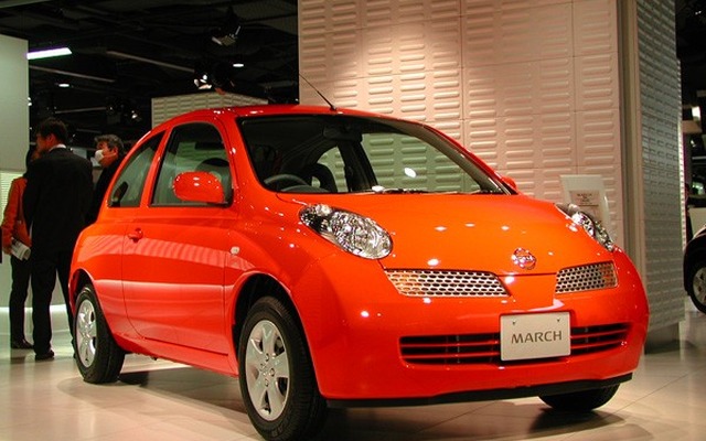 あのガリバーが新車販売へ参入---『マーチ』を連休明けには納車