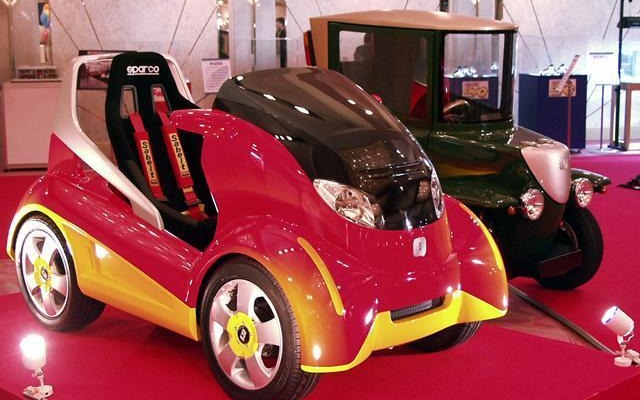 ユニクロで『Q-CAR』を販売か---イメージ戦略の面では合致しているけど