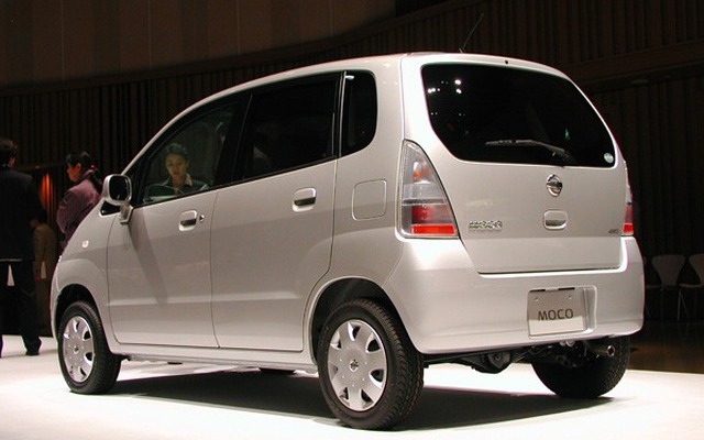 【株価】円高進行で全面安の中、日産のみが小反発