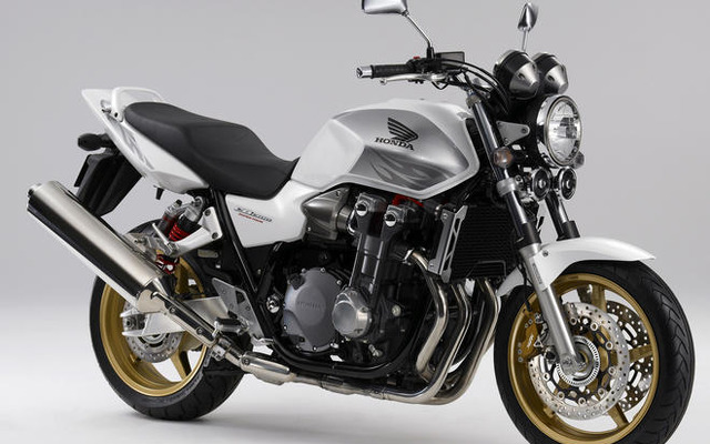 ホンダ CB1300シリーズ 09年モデル発表