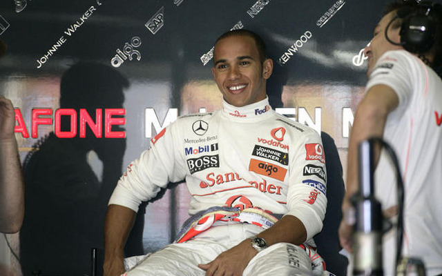 F1チャンピオン、ハミルトンが蝋人形に