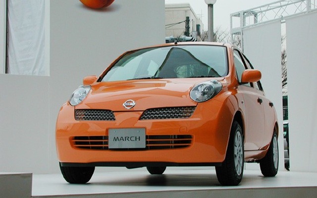 【今日のプレゼント】ううむ…… 日産『マーチ』か43型プラズマディスプレーか