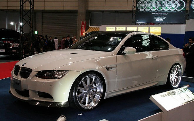 【東京オートサロン09】写真蔵…WORK / BMW M3