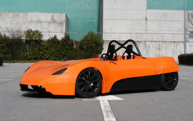 ポルトガルからサーキット専用スポーツ登場