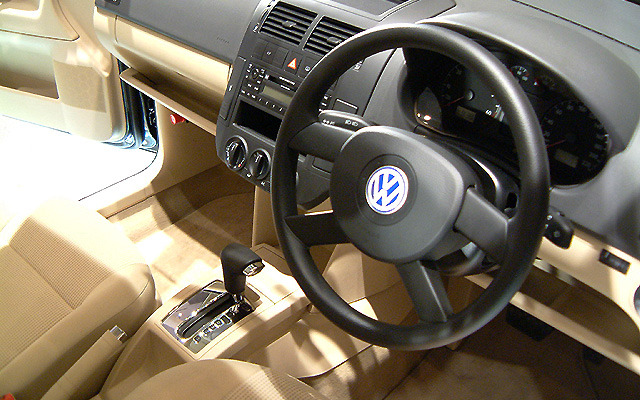 【新型VW『ポロ』発表】腕時計に気を配らない人は乗らない!?