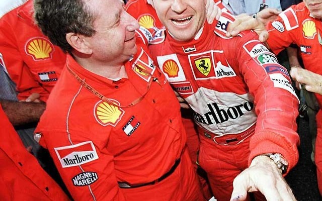 F1チーム2強の争い、場外乱闘も熱い