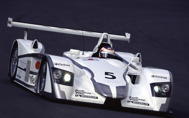 【ルマン2002】アウディの正規ディーラーでキャンペーン