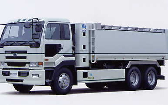 日産ディーゼルCNGトラックをフルラインナップ