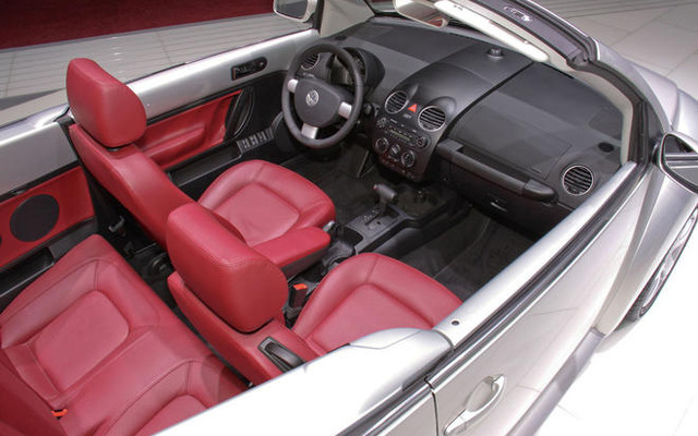VW ニュービートル カブリオレ…米国で限定モデル