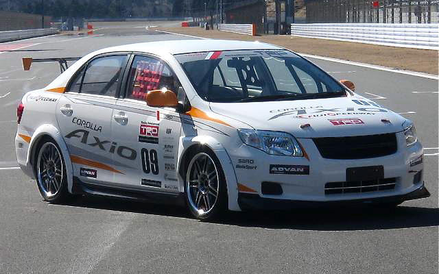 【トヨタ カローラアクシオ“GT”登場】レース車両が走行テスト実施