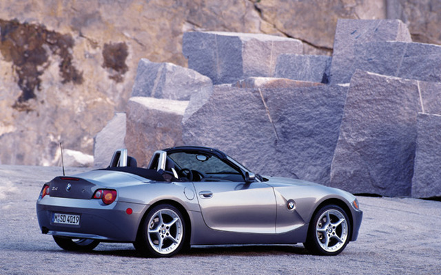 【BMW『Z4』最速情報】燃えるボディ・ライン