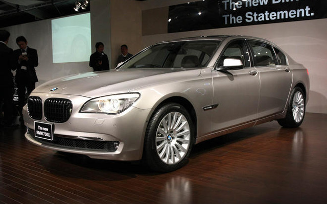 【BMW 7シリーズ 新型発表】写真蔵…ターボ搭載でマイナーチェンジ