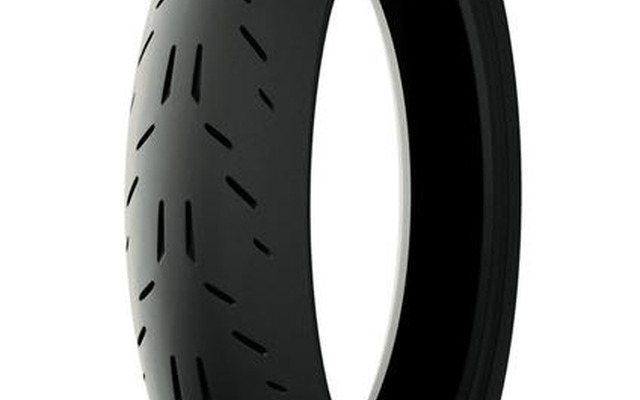 ミシュラン、競技用オンロードラジアルタイヤ発売