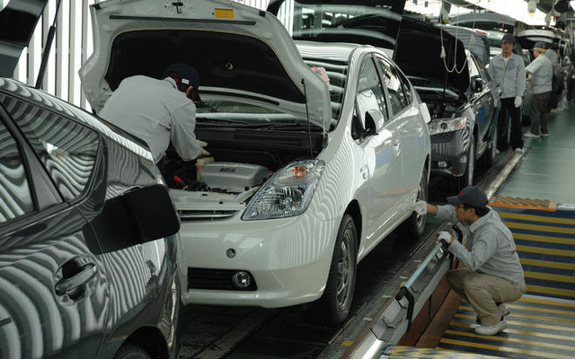 国内自動車生産、56.2％減と過去最大のマイナス幅…2月実績