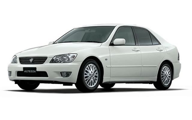 トヨタ、『アルテッツァ』シリーズに装備充実の特別仕様車を設定