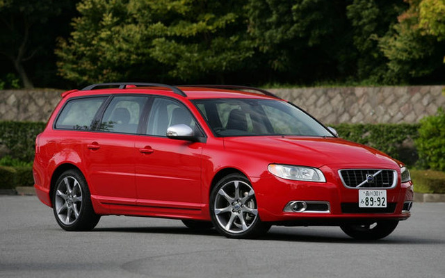 【ボルボ V70 2.5T Rデザイン 発売】スポーティで洗練されたエクステリア
