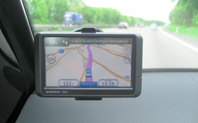 【GARMIN nuvi205W インプレ】ドイツで利用 速度超過警告に驚き…河村康彦