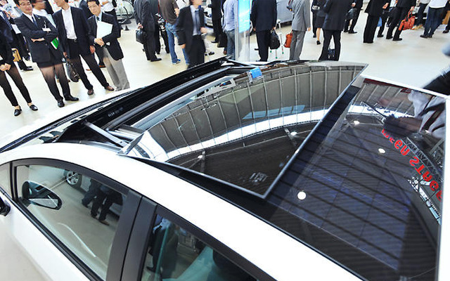 【トヨタ プリウス 新型発表】ベンチレーションシステムに 京セラ製 太陽電池