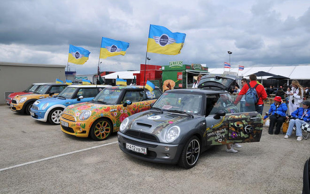 MINIユナイテッド09…2万5000人が50周年を祝福
