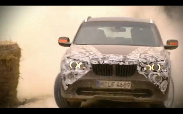 BMW X1 最終プロト…アクティブな走り