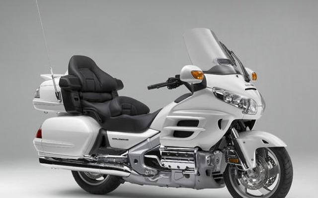 ホンダ ゴールドウイング…09年モデルを限定発売