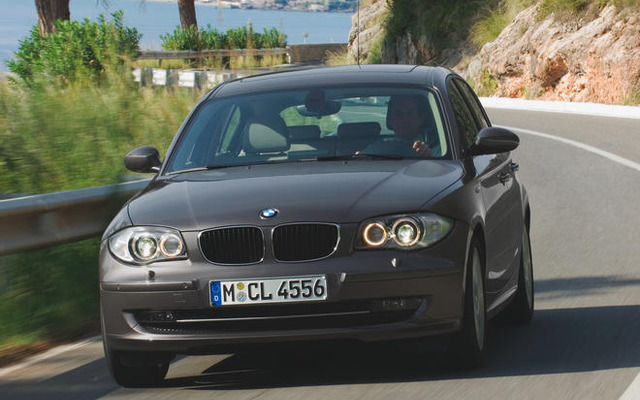 BMW 1シリーズ …10万円の高速道路料金をサービス