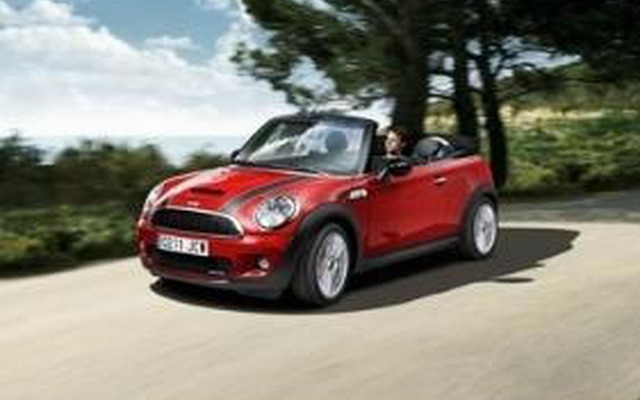 MINIが John Cooper Worksシリーズに2つのモデルを追加