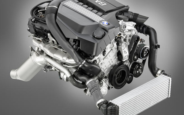 BMW、主力の3.0リットル直6をリニューアル