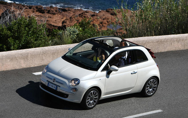 フィアット 500C …オープントップモデル予約開始