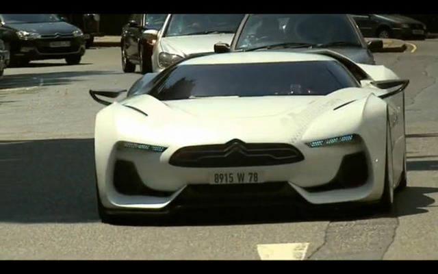 GT by シトロエン…ロンドンの街に突如出現!!