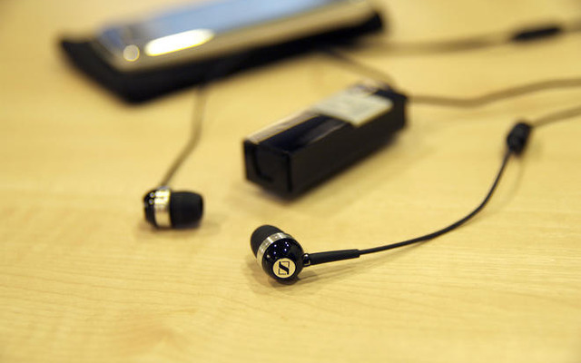iPhone 向けBluetoothヘッドセット　ゼンハイザー