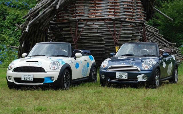 MINIコンバーチブルが国際芸術祭に出展…作品でコミュニケーター