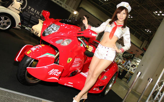 【東京スペシャルインポートカーショー09】コンパニオン写真蔵　ククーッ