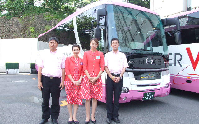 ウィラー ビジネスクラスバス 導入…長距離路線へ セレガ・ハイブリッドを初導入