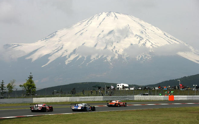 【SUPER GT 第7戦】お楽しみイベント…コースウォーク、よさこい、熱気球