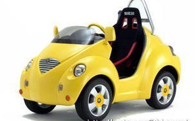 【今日のプレゼント】リアルサイズチョロQ、電気自動車『Qi』（キューノ）を5名様