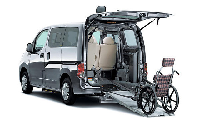 日産 NV200バネット、福祉車両を2車種設定