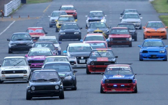 DUNLOP presents EURO CUP 2009 第4戦、1日をまったりと