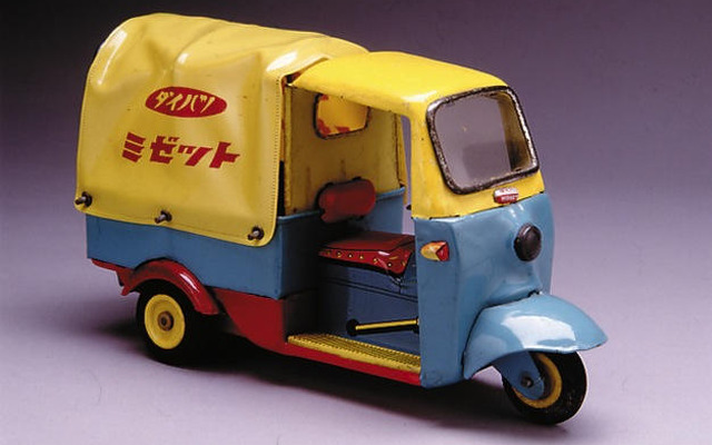 【シルバーウィーク】ブリキのモーターショー 昭和の名車　開催中