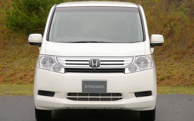 ステップワゴン新型