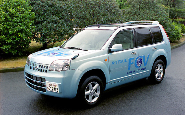 日産もトヨタ、ホンダに追いつけ!! 燃料電池車『エクストレイルFCV』の公道試験