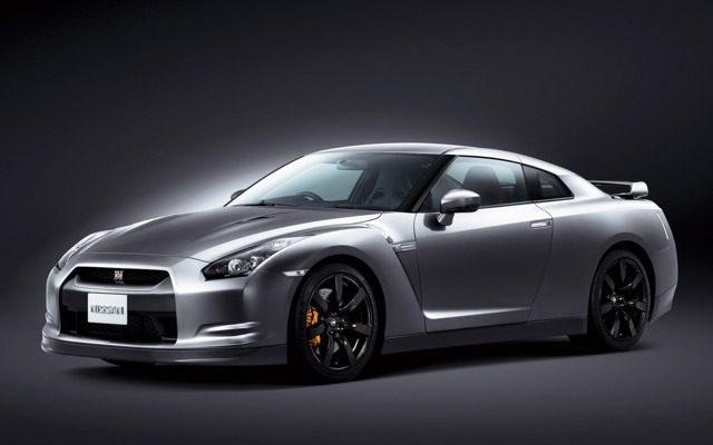 日産GT-R Black Edition