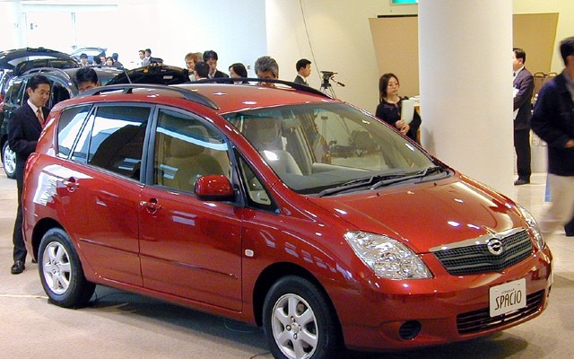 トップは俺だ!!　ホンダ『フィット』年間販売1位---ホンダ車は初めて