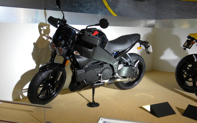 Lightning CityX XB9SX