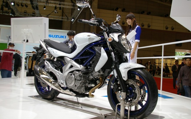 スズキ グラディウス400ABS