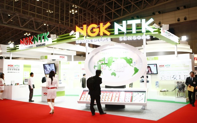 日本特殊陶業